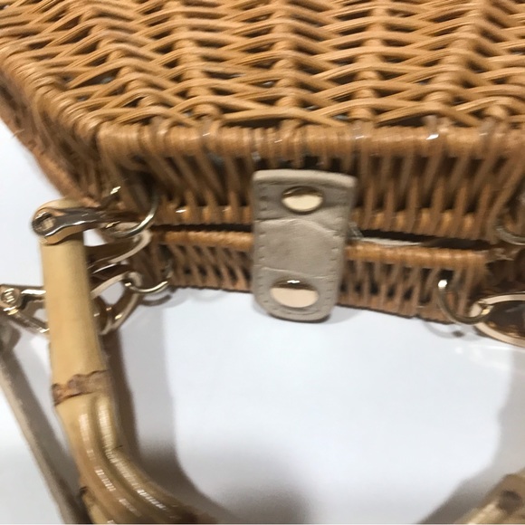 Topshop Sicily Shell Straw Crossbody Bag - Picture 5 of 6